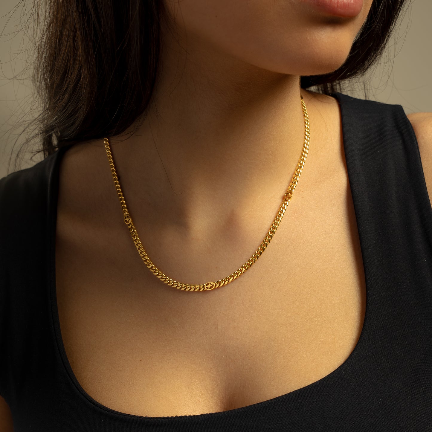 Chaîne Cuban link 4 mm Signature Dorée