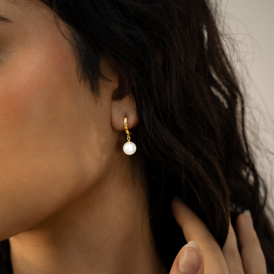 Pearl earrings dorées