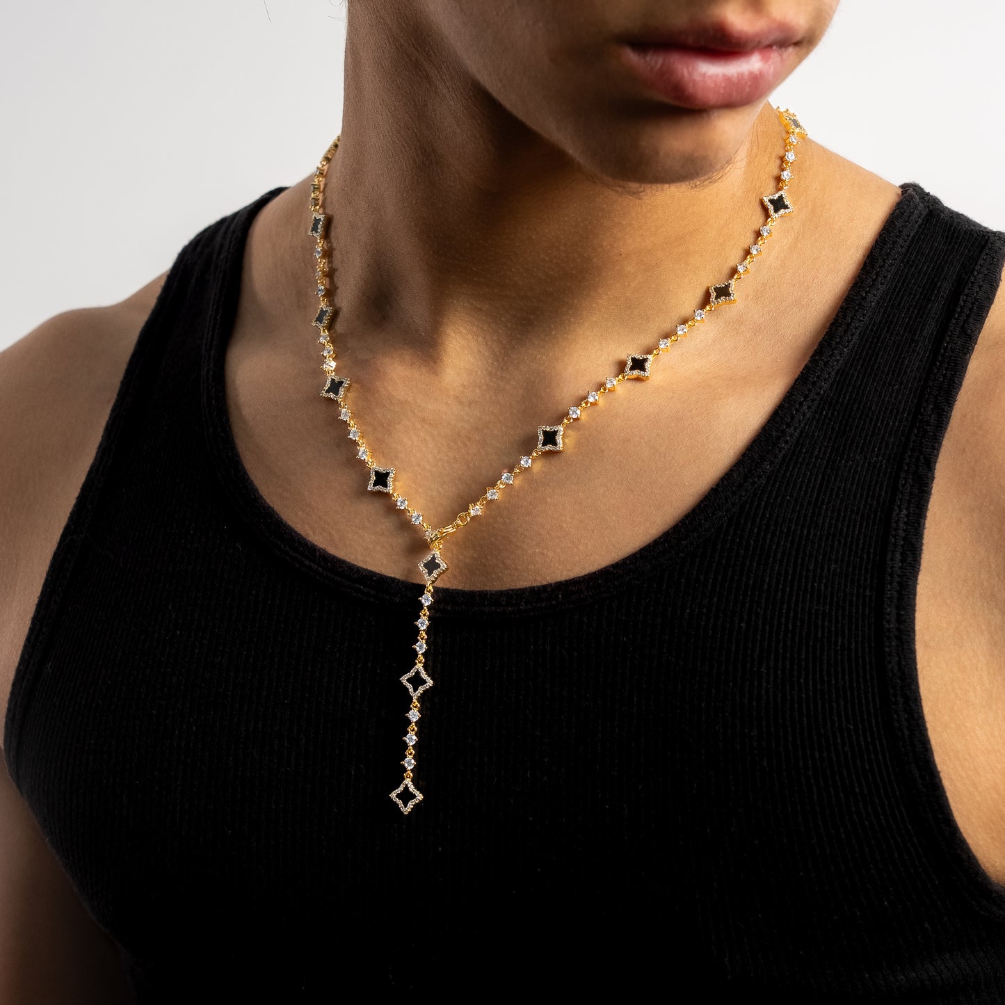 Lariat Flower Tennis Gold - Black Pattern