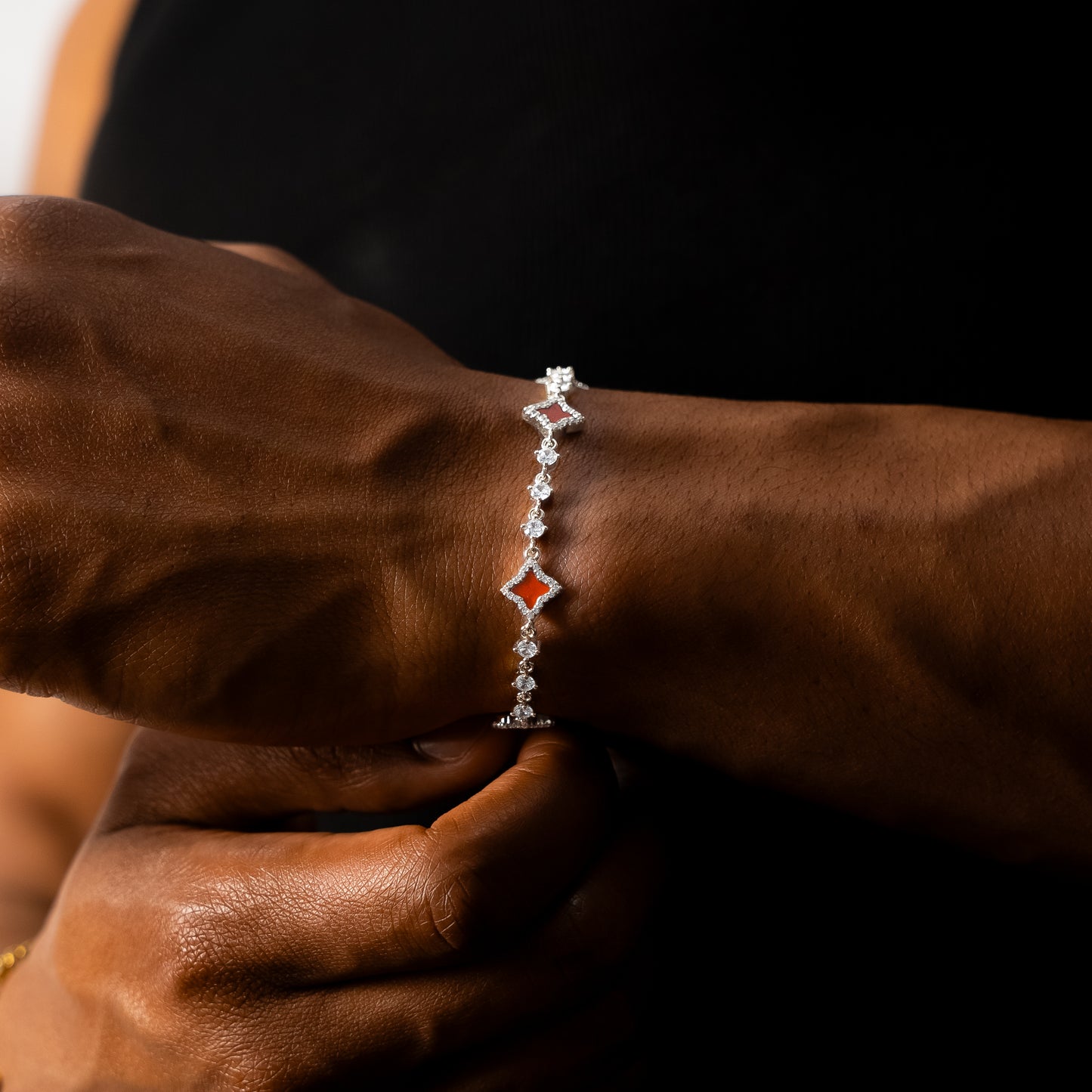 Bracelet Flower Tennis Argenté - Motif Rouge