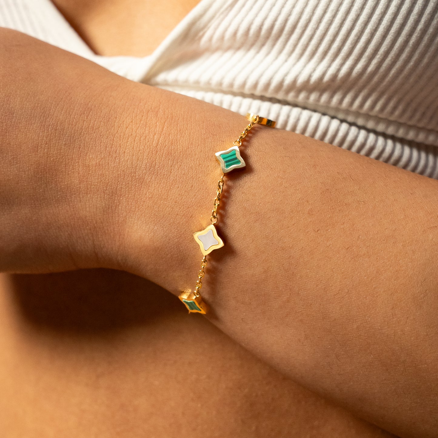 Bracelet Flower câble Doré - Motif Blanc & Vert