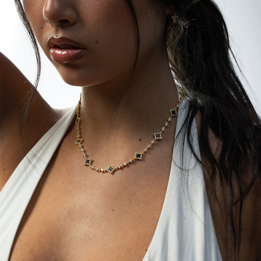 Chaîne Flower Tennis Dorée - Motif Noir