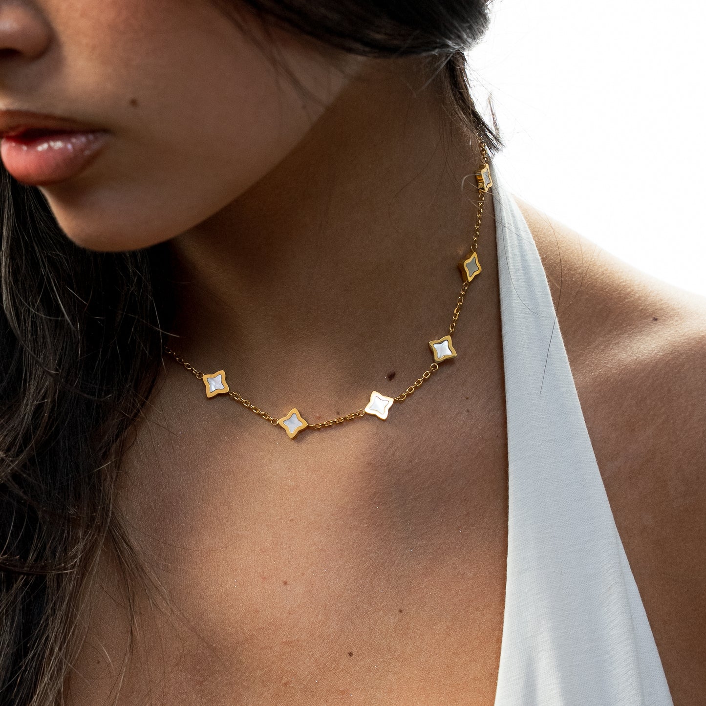 Gold Flower Cable Chain - White