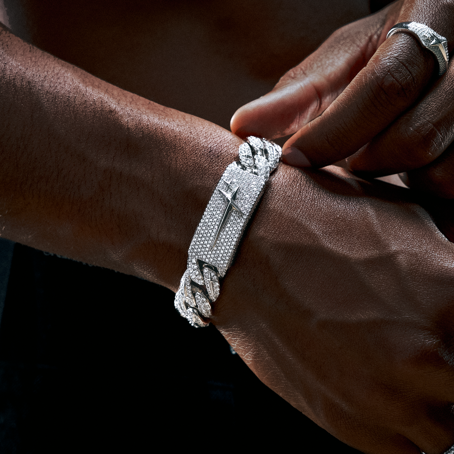 Bracelet Iced Icon Cuban link Plate 15mm Argenté
