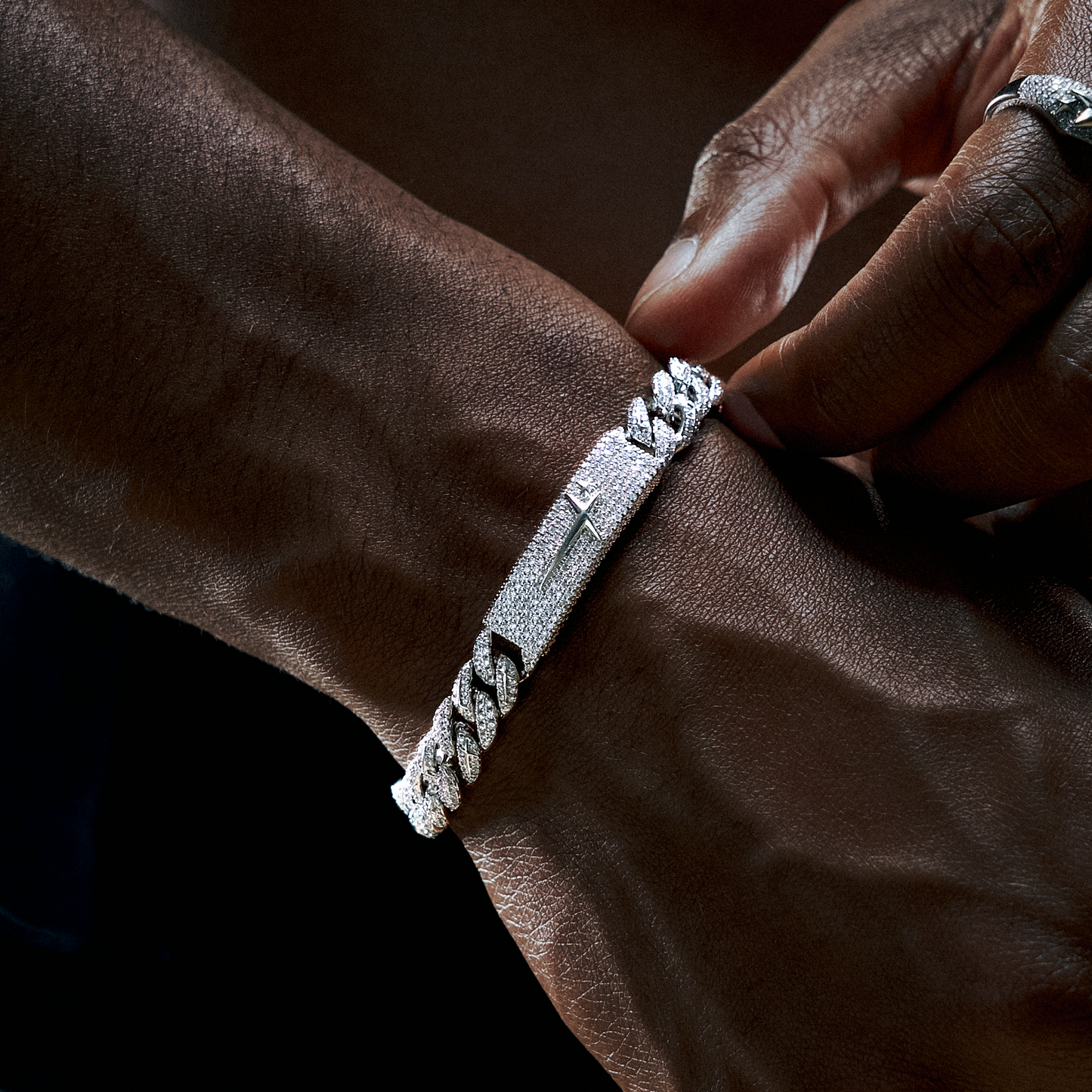 Bracelet Iced Icon Cuban link Plate 8mm Argenté