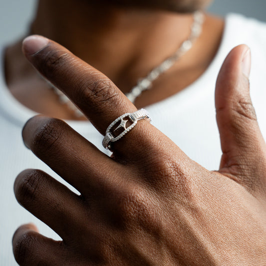 Iced H-ring signature silver